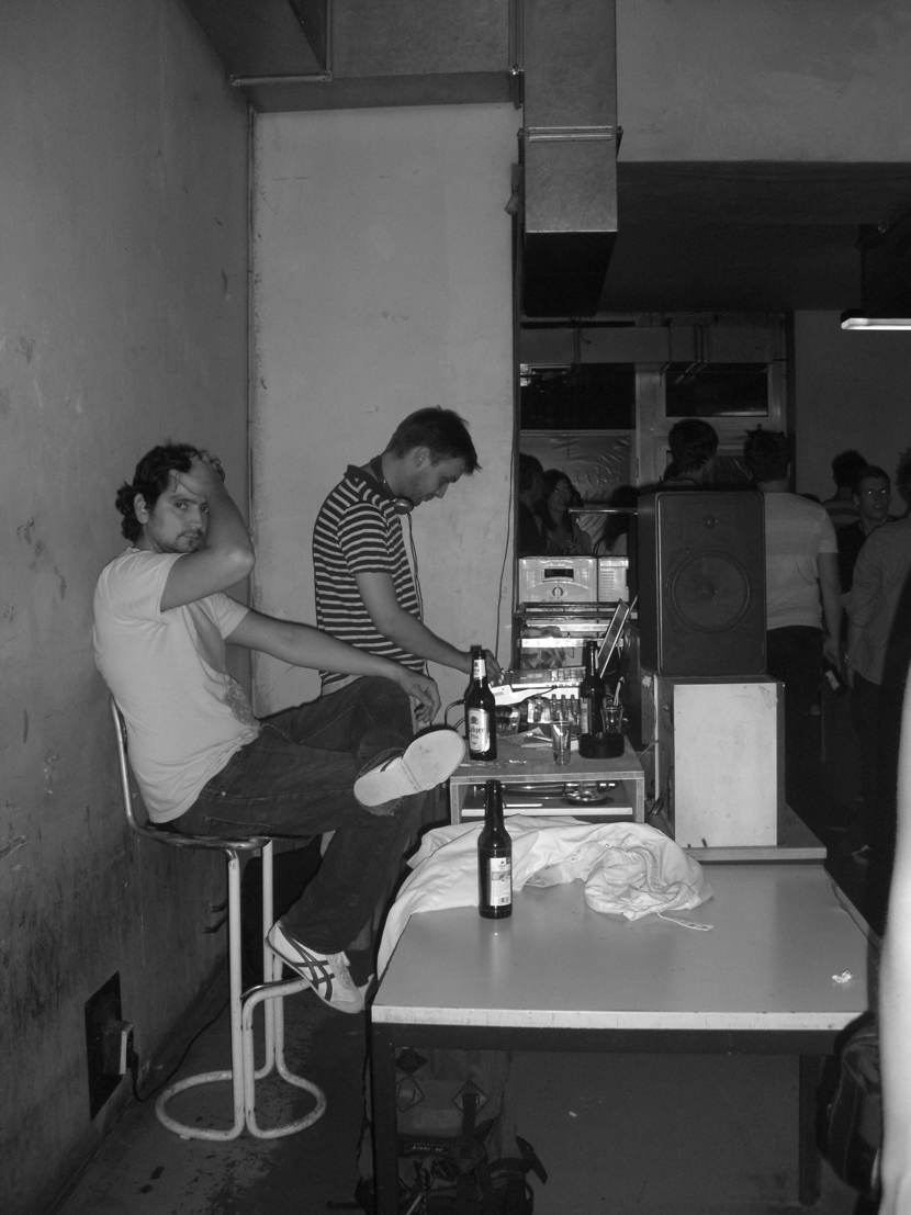 Dr. Pong - Tischtennisbar, Berlin